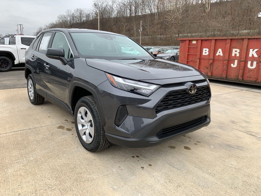 2025 Toyota RAV4 LE AWD