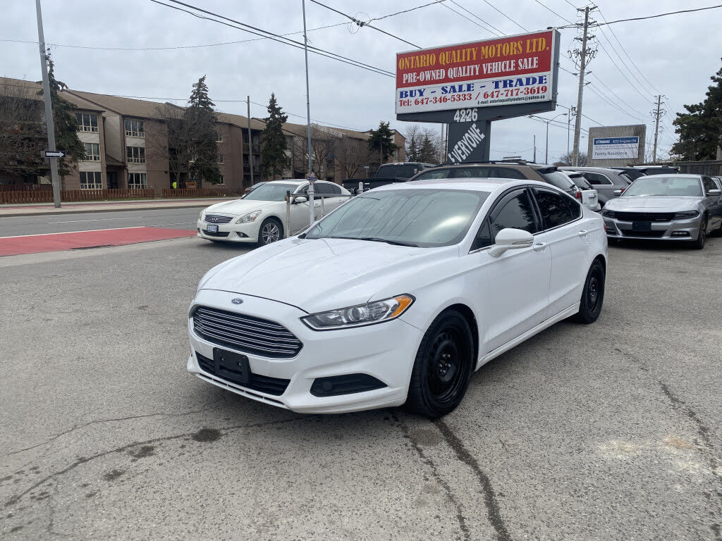Ford Fusion SE 2013