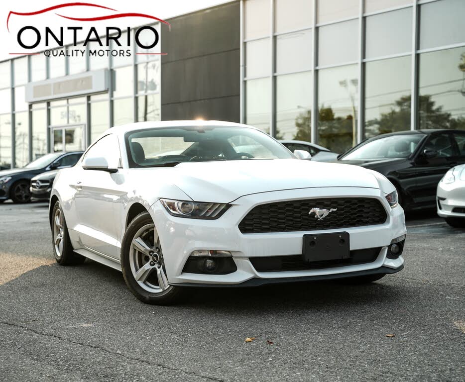 2017 Ford Mustang V6 Coupe RWD
