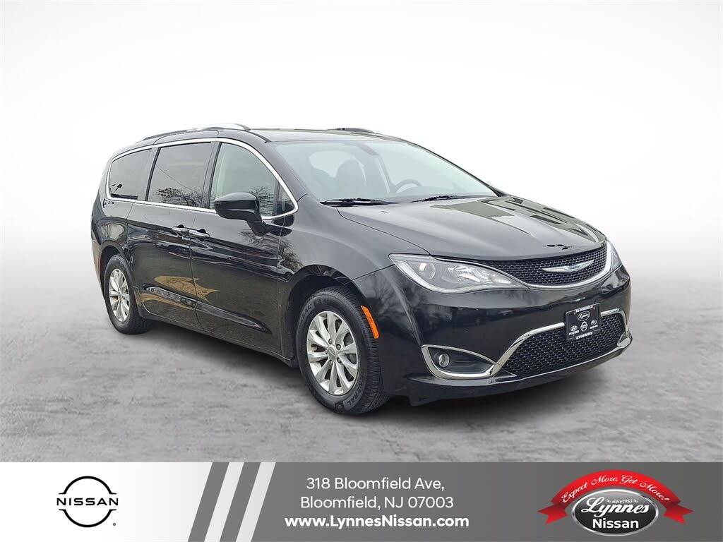 2018 Chrysler Pacifica Touring L FWD