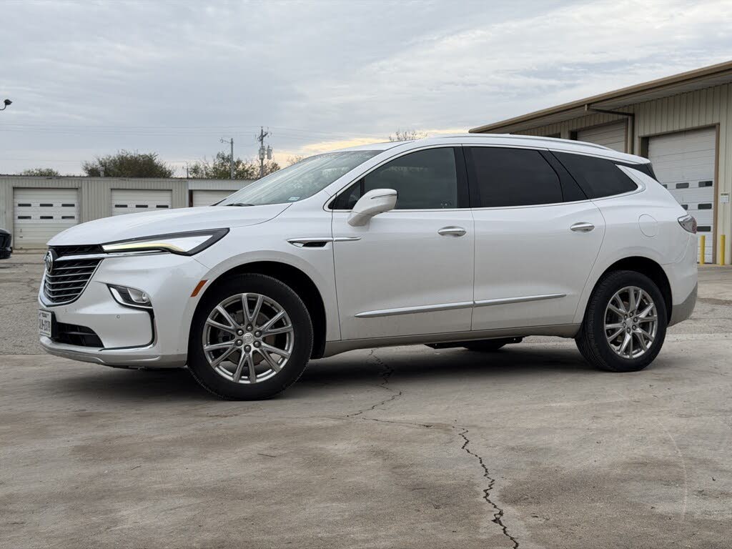 2022 Buick Enclave Premium FWD