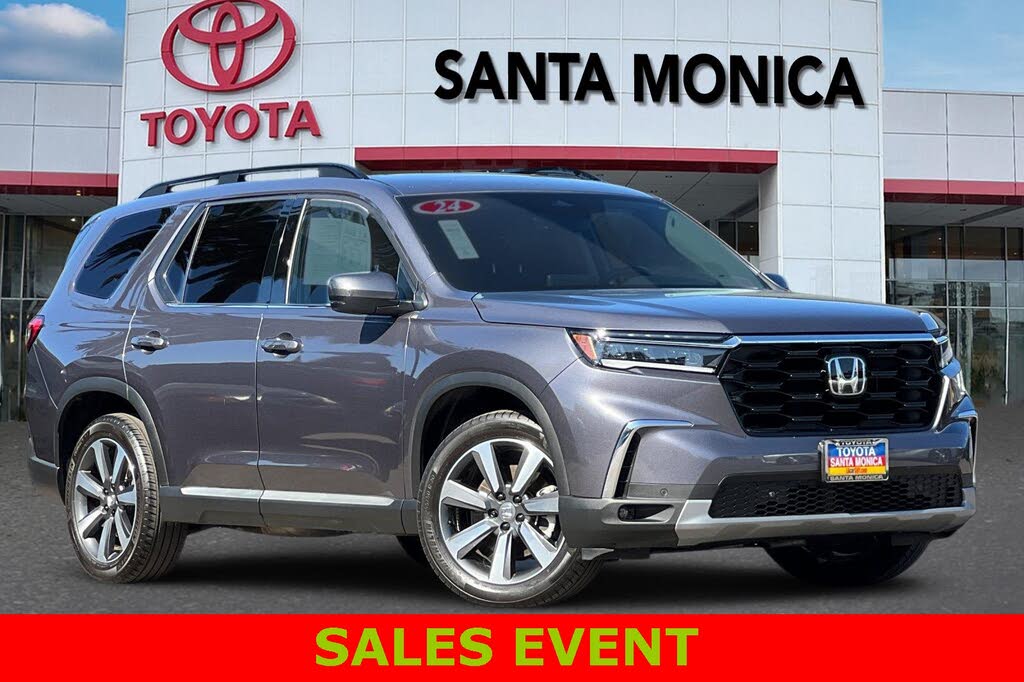 2024 Honda Pilot Touring FWD