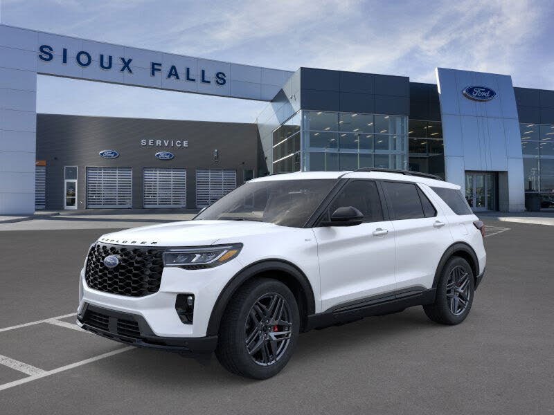 2025 Ford Explorer ST-Line AWD