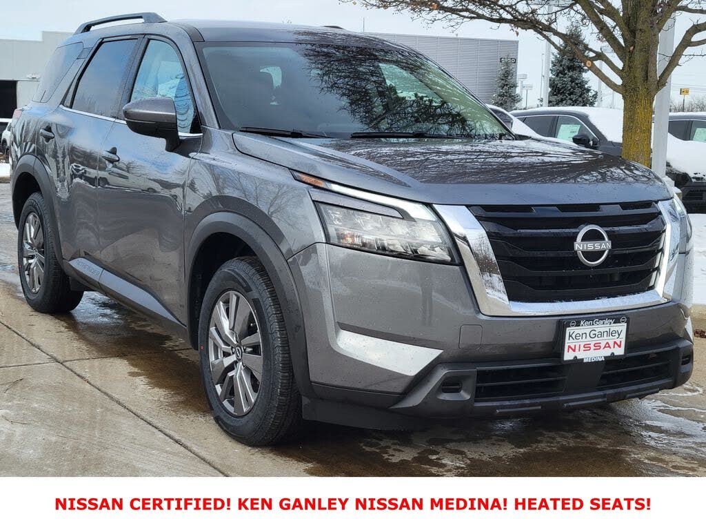 2025 Nissan Pathfinder SV 4WD
