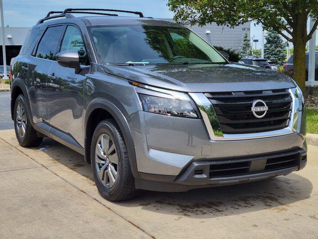 2025 Nissan Pathfinder SV 4WD