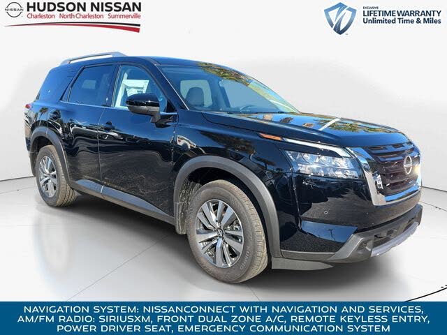 2025 Nissan Pathfinder SL FWD
