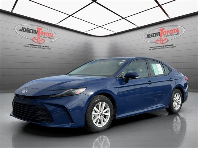2025 Toyota Camry LE FWD