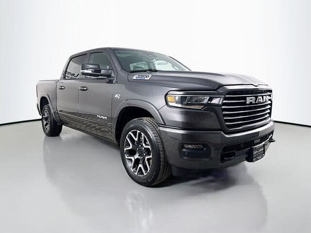 2026 RAM 1500 Laramie Crew Cab 4WD
