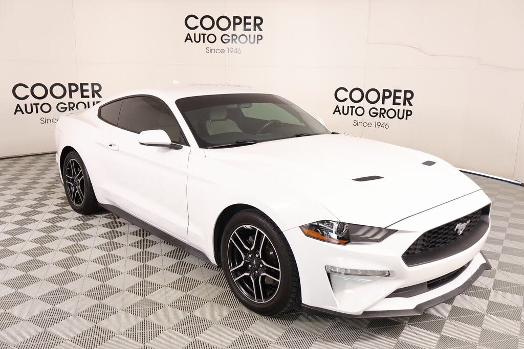 2020 Ford Mustang EcoBoost Coupe RWD