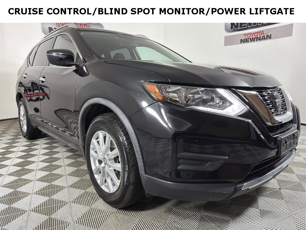 2020 Nissan Rogue SV FWD