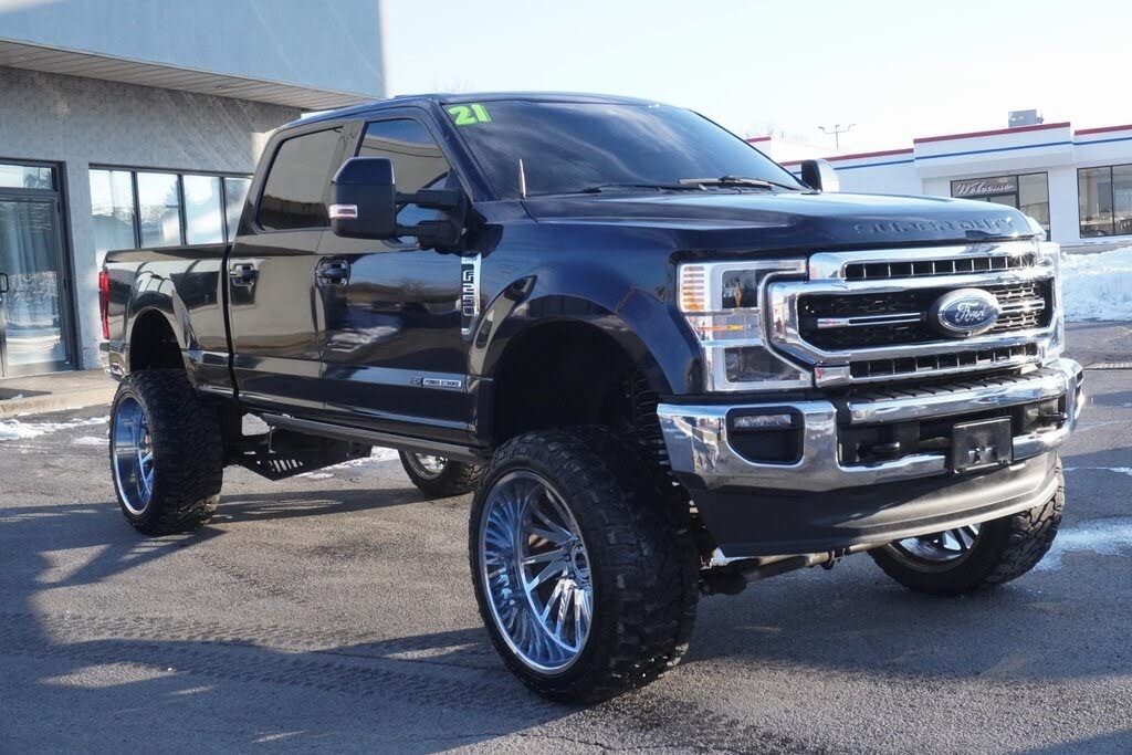 2021 Ford F-250 Super Duty Lariat Crew Cab 4WD