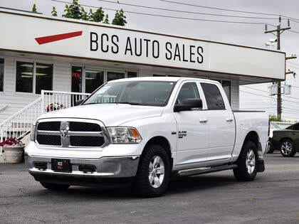 RAM 1500 Classic SLT Crew Cab 4WD 2022