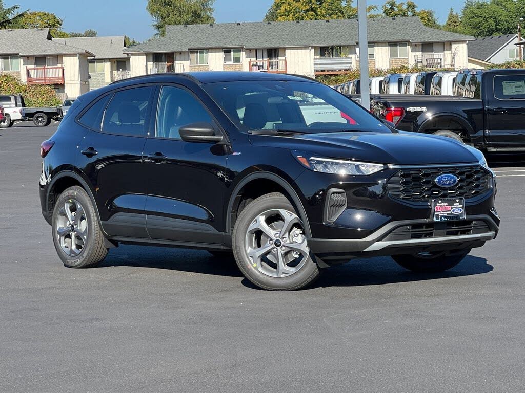 2025 Ford Escape ST-Line AWD