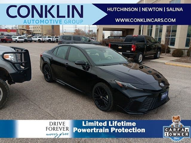 2025 Toyota Camry SE FWD