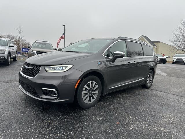 2021 Chrysler Pacifica Hybrid Limited FWD