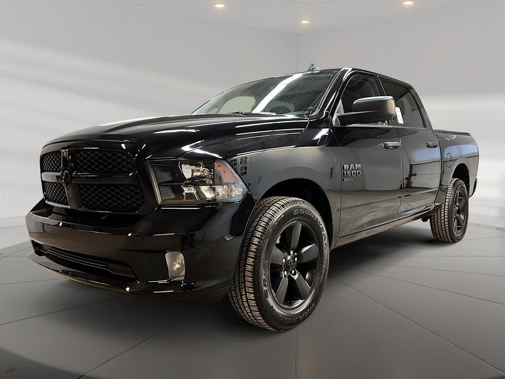 2022 RAM 1500 Classic Express Crew Cab 4WD