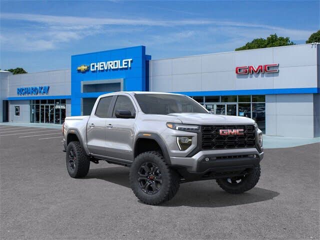 2024 GMC Canyon Elevation Crew Cab RWD