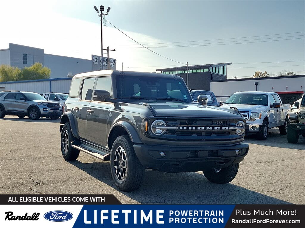 2025 Ford Bronco Outer Banks 4-Door 4WD