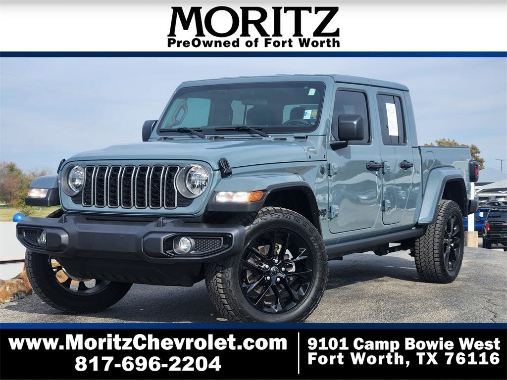 2025 Jeep Gladiator NightHawk Crew Cab 4WD