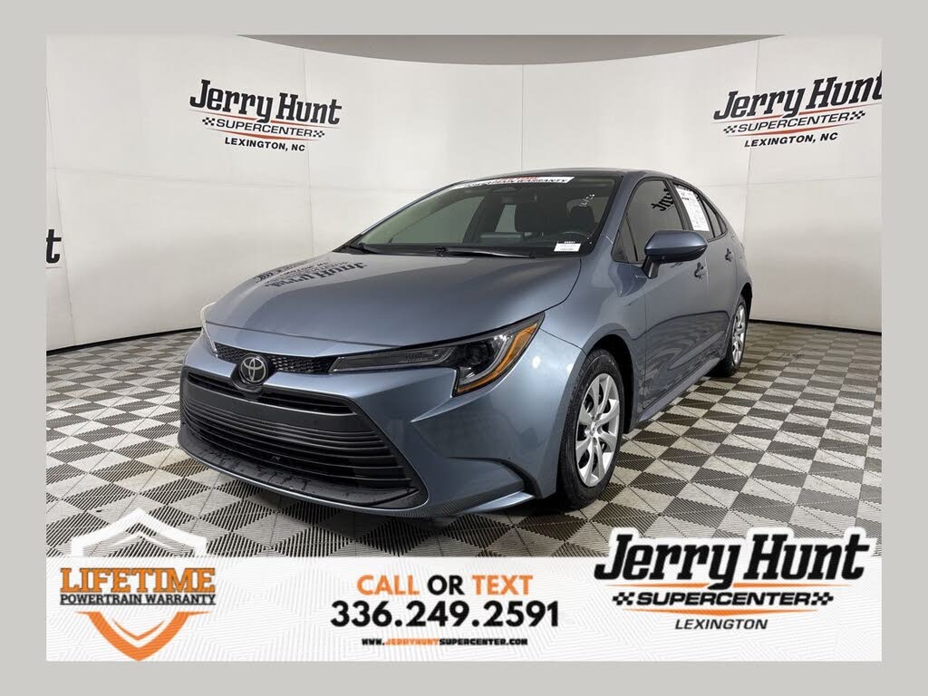 2025 Toyota Corolla LE FWD