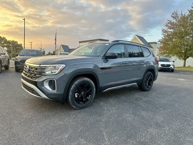 2025 Volkswagen Atlas Peak Edition 4Motion