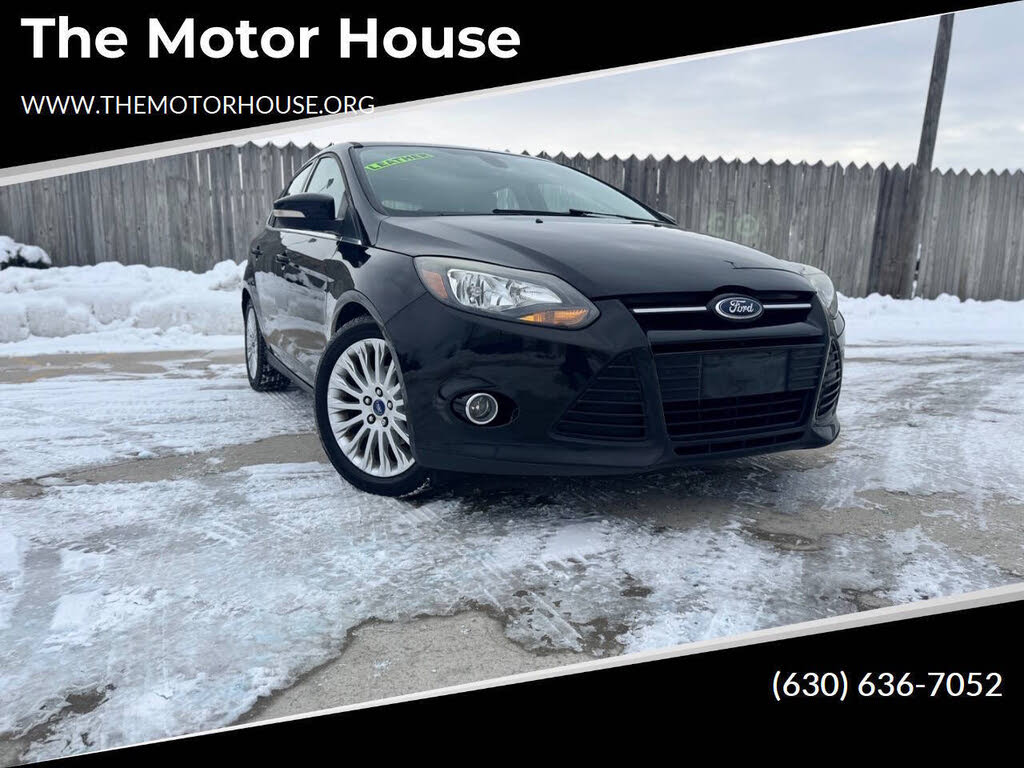 2012 Ford Focus Titanium Hatchback
