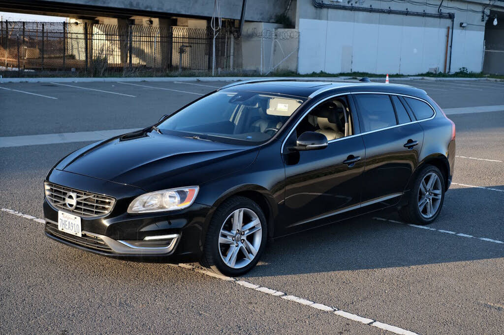 2015 Volvo V60 T5 Premier Plus