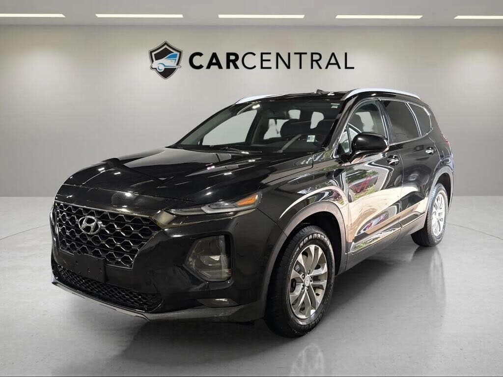 Hyundai Santa Fe 2.4L Essential FWD with SmartSense Package and Dark Chrome Accent 2019