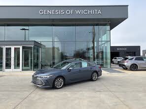 Toyota Avalon XLE FWD