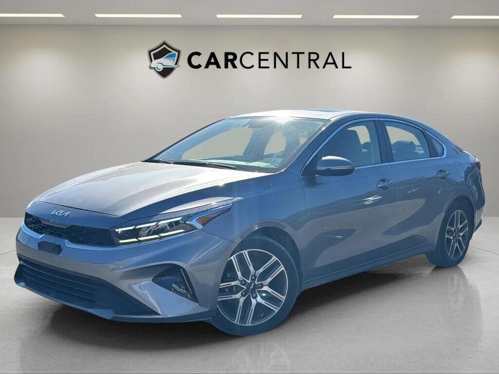 2023 Kia Forte EX FWD