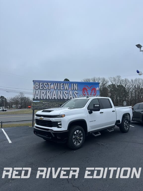 2024 Chevrolet Silverado 2500HD Custom Crew Cab 4WD