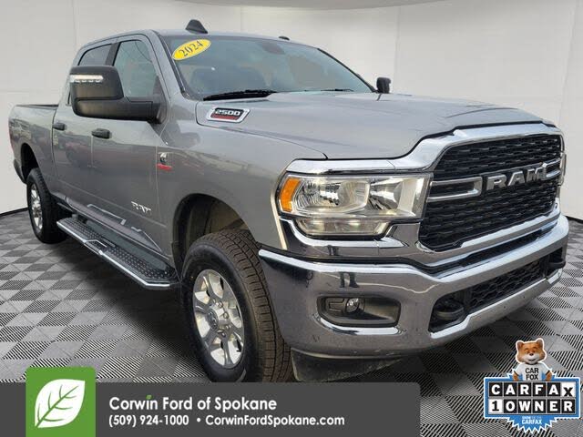 2024 RAM 2500 Big Horn Crew Cab 4WD