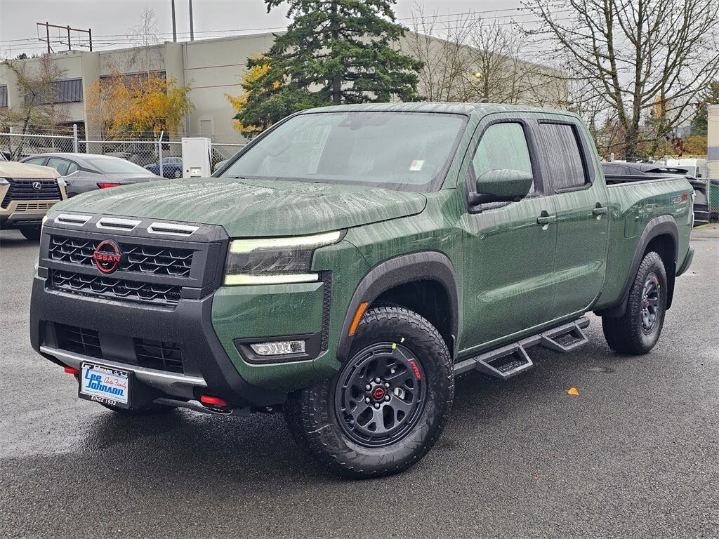 2026 Nissan Frontier PRO-4X Crew Cab LB 4WD