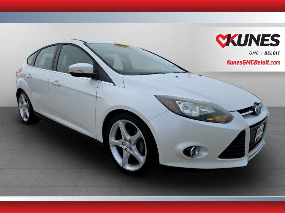 2012 Ford Focus Titanium Hatchback