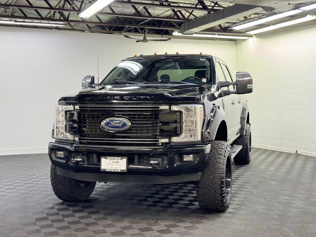 2018 Ford F-350 Super Duty XLT Crew Cab 4WD