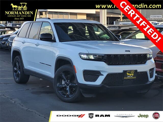 2023 Jeep Grand Cherokee Altitude RWD