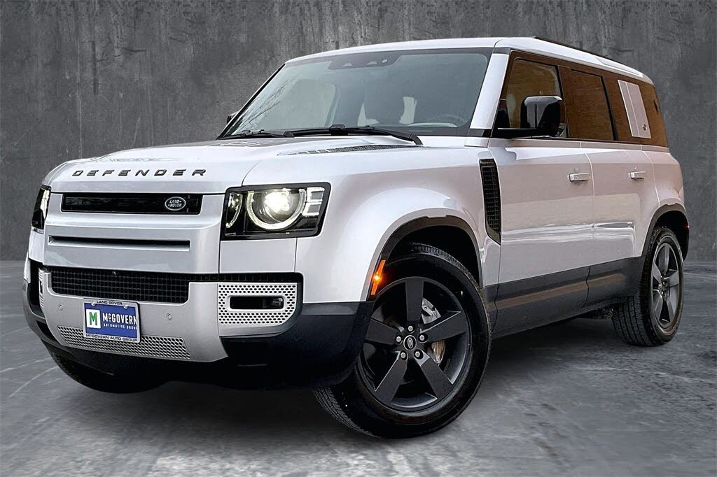 2023 Land Rover Defender 110 SE AWD