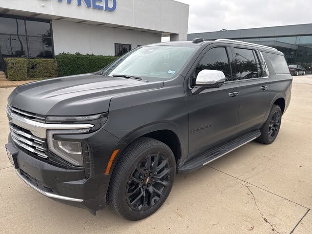 2025 Chevrolet Suburban Premier 4WD