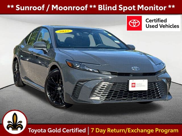 2025 Toyota Camry SE FWD