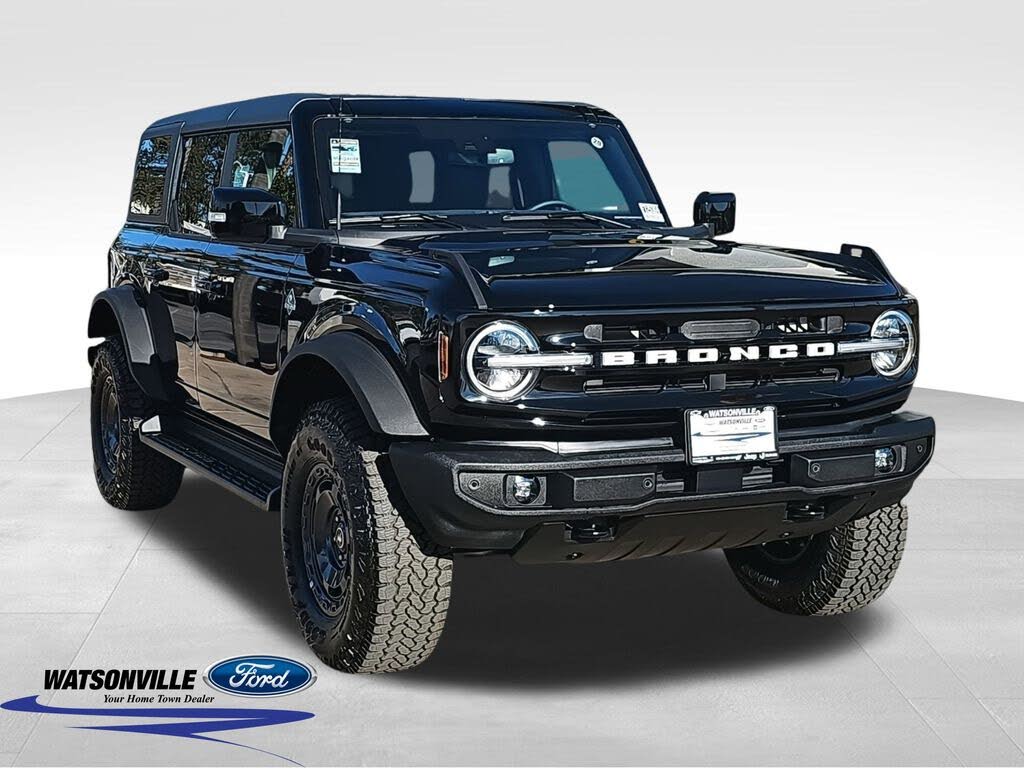 2025 Ford Bronco Outer Banks 4-Door 4WD