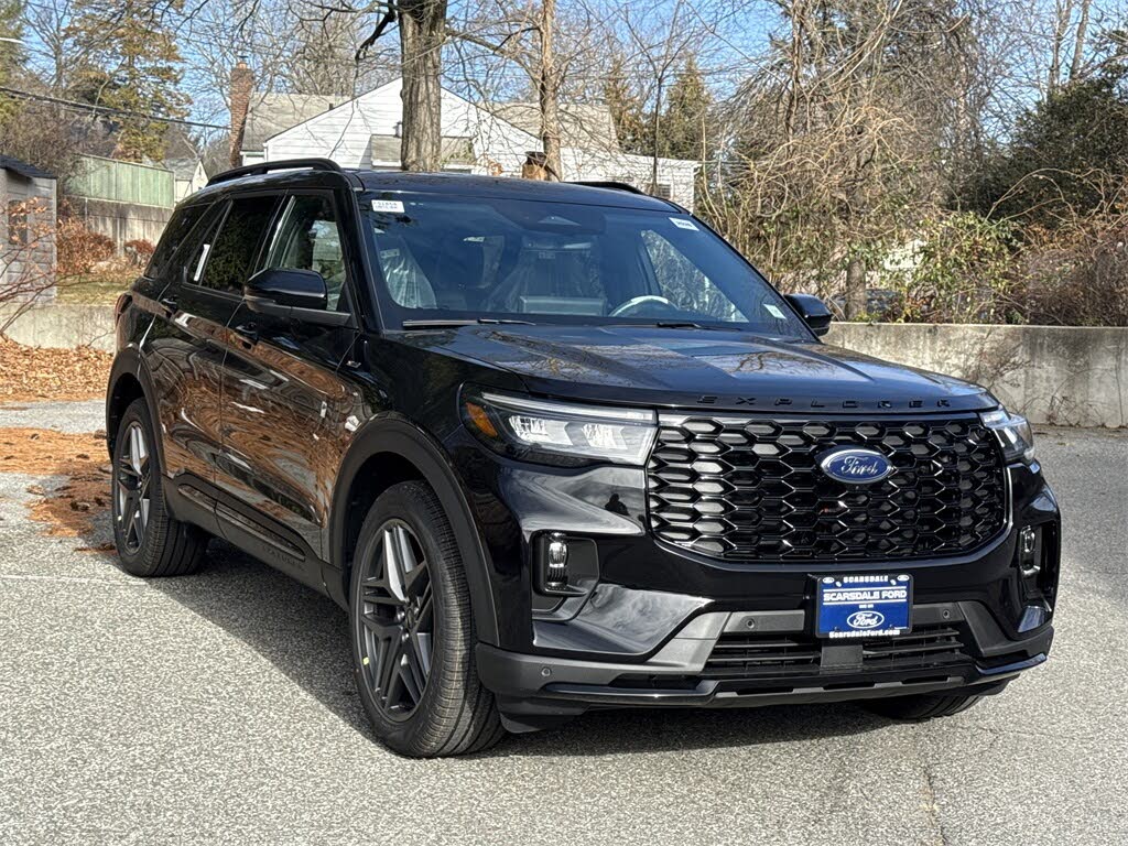 2026 Ford Explorer ST-Line AWD