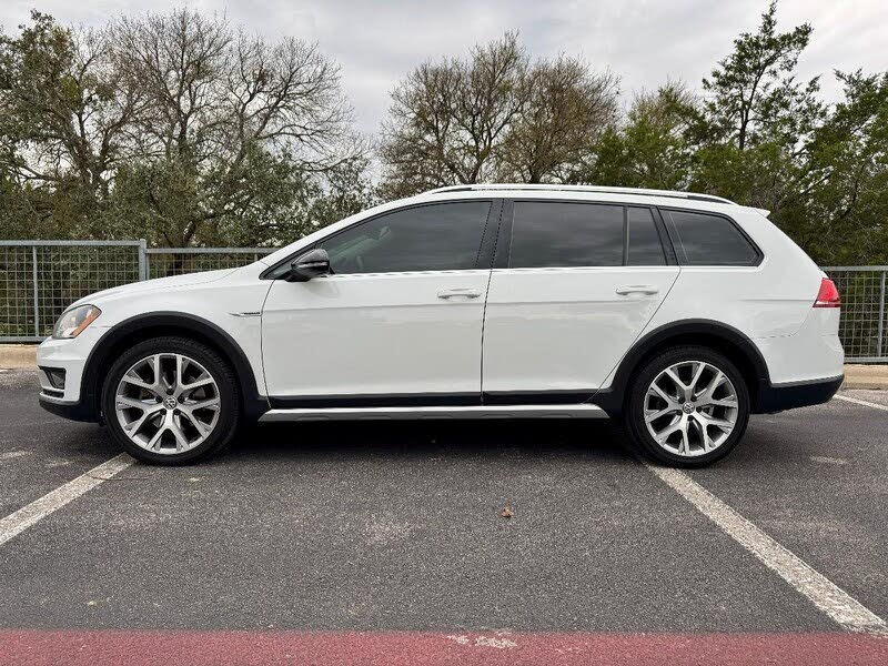 2017 Volkswagen Golf Alltrack AWD