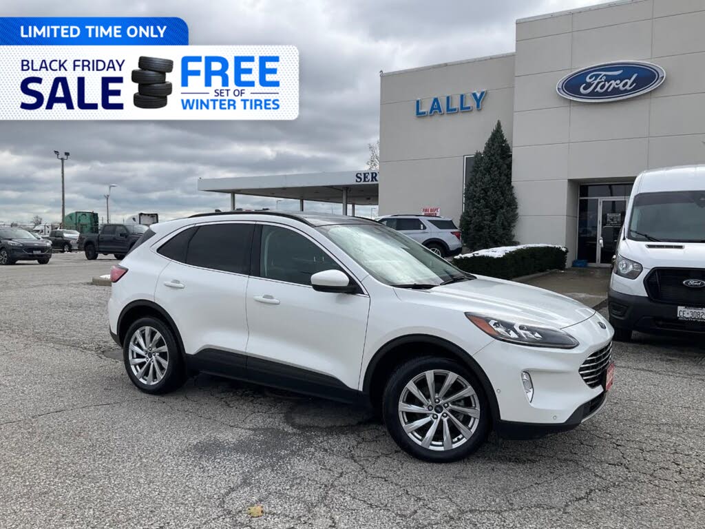 2022 Ford Escape Titanium AWD