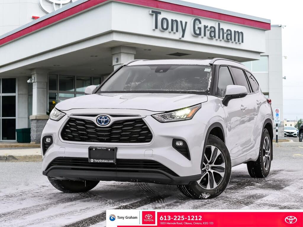 2022 Toyota Highlander Hybrid XLE AWD