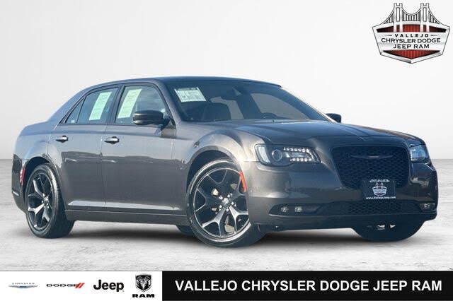 2023 Chrysler 300 S V6 RWD