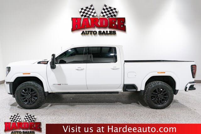 2024 GMC Sierra 2500HD AT4 Crew Cab 4WD