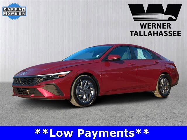 2024 Hyundai Elantra SEL FWD