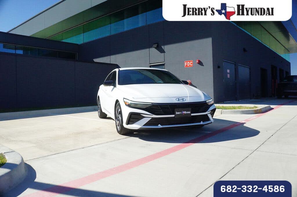 2025 Hyundai Elantra SEL Sport FWD