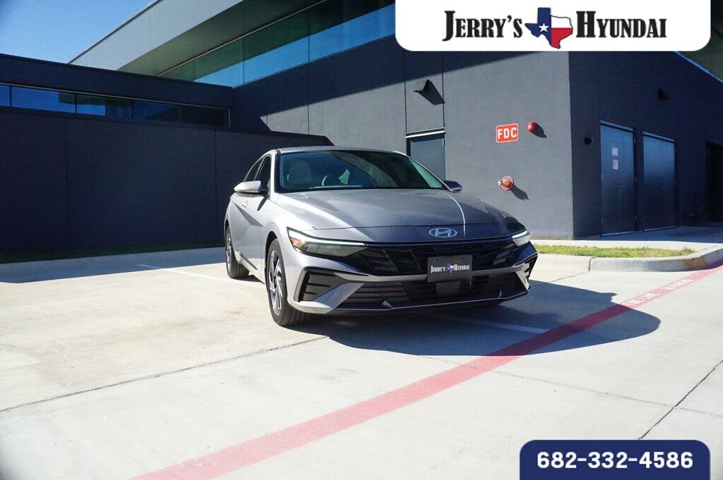 2025 Hyundai Elantra Hybrid Limited FWD