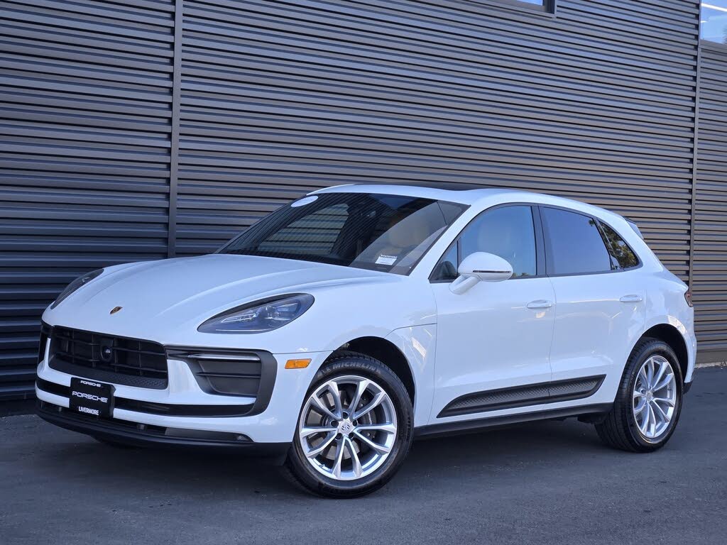 2025 Porsche Macan